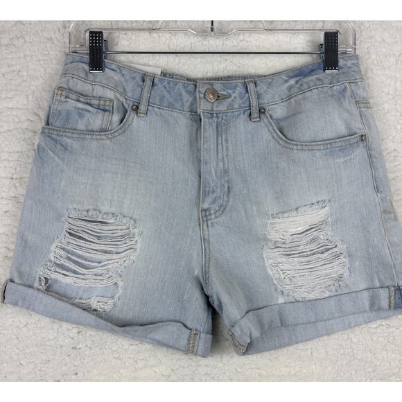 Forever 21 Distressed Boyfriend Shorts | Size 25 | Light Wash Denim NWT - Picture 1 of 8